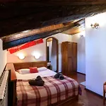 Mila - Total - Catered Chalet