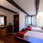Mila - Total - Catered Chalet *
