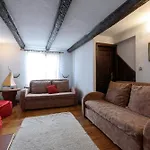 Mila - Total - Catered Bansko