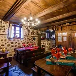 Chalet Mila - Total - Catered *