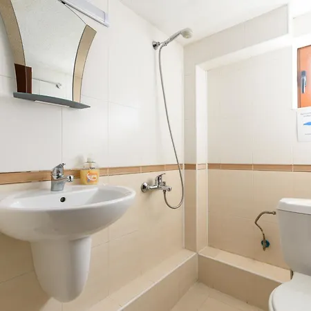 Mila - Total - Fully Catered Chalet