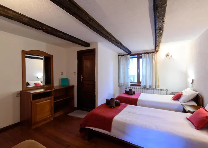 Mila - Total - Fully Catered 샬레 *